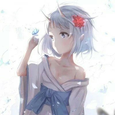 学生徒手爬椰子树10秒不到就登顶
